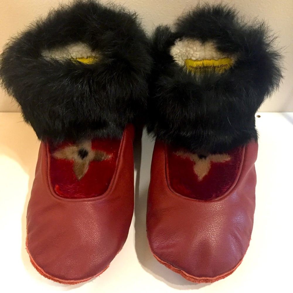 Ladies leather and sealskin moccasins
